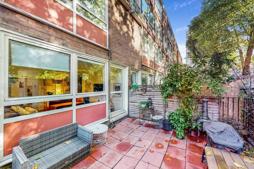 Charming 2-Bedroom Maisonette With Private Garden ลอนดอน ภายนอก รูปภาพ